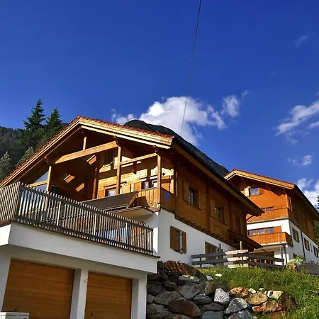 Harrys Huette Holiday home *